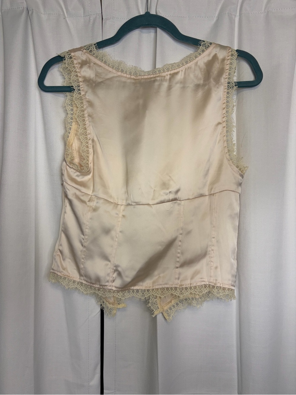 NWT Princess Polly Mavie Lace & Satin Split Tie Top. Size 6. Retail $42 - Picture 4 of 8